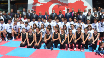 Serikte 19 Mayıs coşkusu