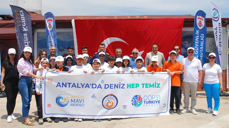 Kemerde deniz dibi temizliği