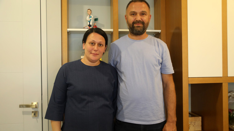 Anne karnındaki 200 gramlık bebeğin tıkalı idrar yolu lazerle açıldı