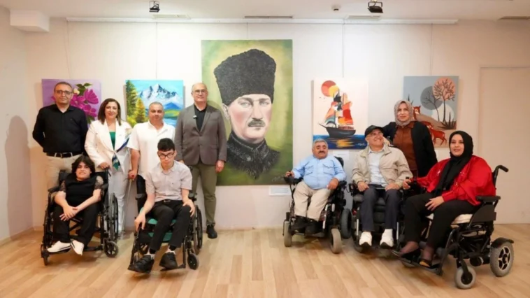 Alanya'da engeller sanatla aşıldı