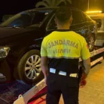 Alanya'da korsan taşımacılık yapan 8 araca ceza yağdı