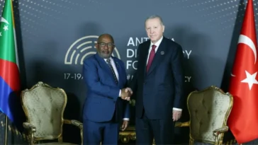 Antalya Diplomasi Forumu’nda Türkiye-Komorlar teması