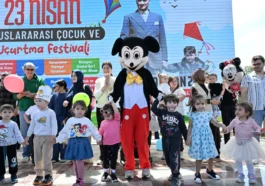Antalya'da bayram coşkusuyla yaşanıyor