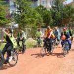 Antalya'da 'Bisikletini Al Gel' etkinliği düzenlendi