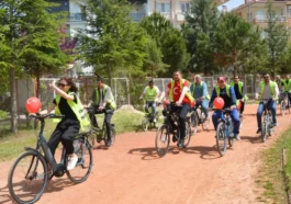 Antalya'da 'Bisikletini Al Gel' etkinliği düzenlendi