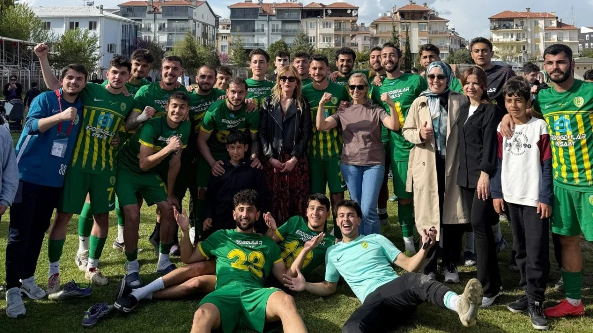 Antalya’da şampiyon Korkuteli Belediyespor