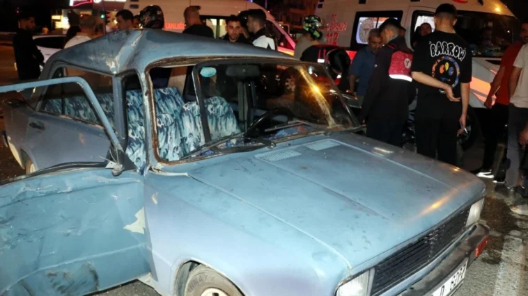 Antalya’da yasak dönüş kazası: 3 yaralı