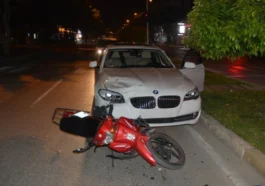 Antalya’da yaya geçidinde kaza: 2 yaralı