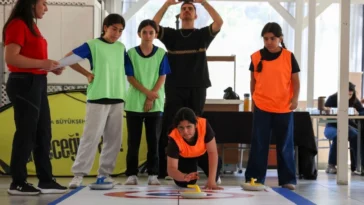 Büyükşehir’den kız çocuklarına spor desteği