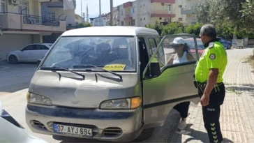 Camında ‘Basın’ yazısı bulunan sürücüye işlem