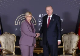 Cumhurbaşkanı Erdoğan Slovenya Cumhurbaşkanı Natasa Pirc Musar ile görüştü