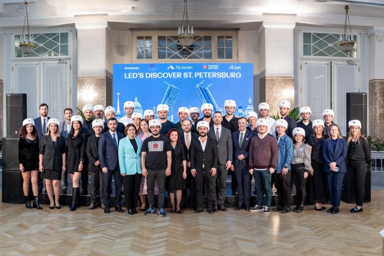 TURİZM SEKTÖRÜNÜN LİDERLERİ ST. PETERSBURG’DA BULUŞTU