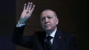 CUMHURBAŞKANI ERDOĞAN’DAN BAYRAM MÜJDESİ: KURBAN BAYRAMI TATİLİ 9 GÜNE ÇIKARILDI