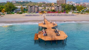 ALANYA’DA YAZIN HABERCİSİ: SENZA SUNSET BEACH HOTEL KAPILARINI AÇTI