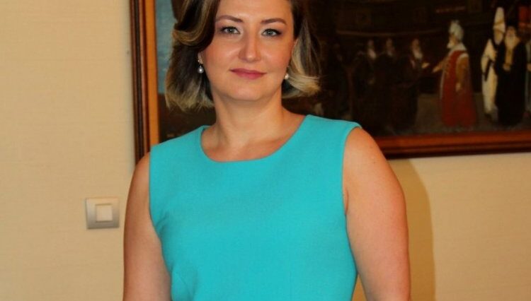 HANDE TİBUK: ‘KIBRIS, GÜVENLİ BİR DESTİNASYON’
