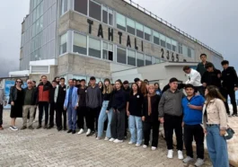Kemer’de öğrenciler zirveye çıktı