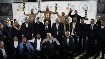 Kumluca güreşlerini Orhan Okulu kazandı