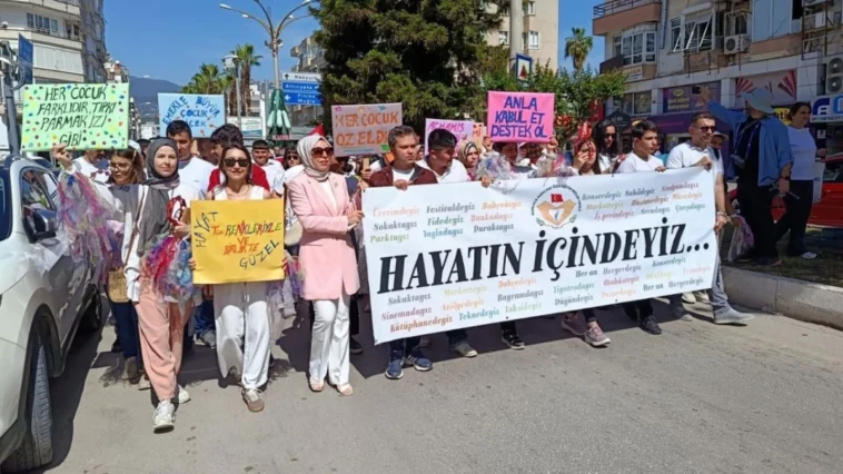 Kumluca'da engelliler haftası kutlanıyor