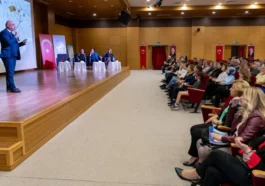 Manavgat'ta "Çevreye Katkı, Aile Bütçemize Katkı" etkinliği düzenlendi