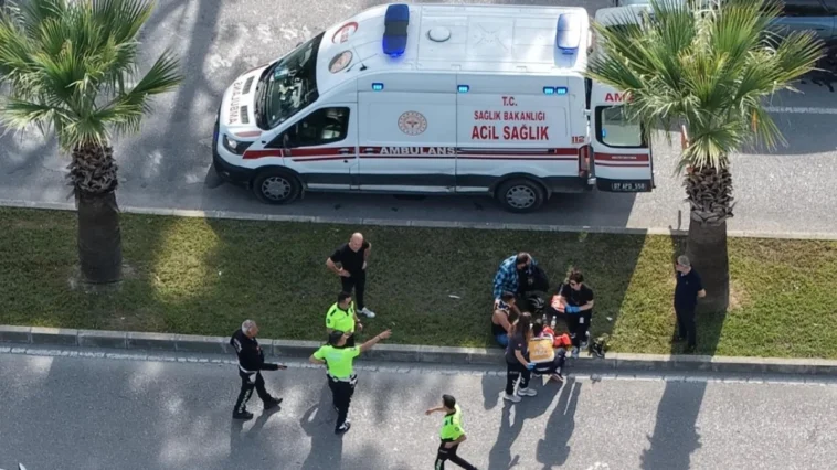 Manavgat'ta motosikletler çarpıştı: 2 yaralı
