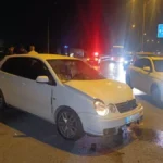 Manavgat’ta otomobil bariyerlere çarptı
