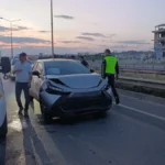 Manavgat'ta zincirleme kaza: 2 yaralı