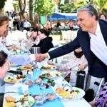 Muratpaşa'da Anneler Günü buluşması