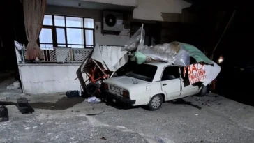 Otomobil depoya çarptı: 1 yaralı