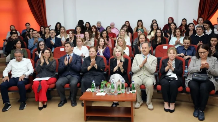 Rektör Özkan'dan geleceğin bilim kadınlarına mentörlük