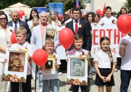 Ruslardan Antalya’da anma yürüyüşü