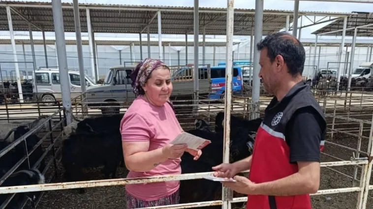 Serik’te kurban satış noktaları denetlendi