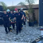 Sitede asma tavan çöktü 2 kişi yaralandı