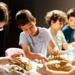 Tiyatro festivalinde renkli sanat atölyeleri