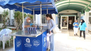 Üniversite öğrencilerine final haftası boyunca sıcak çorba ikramı