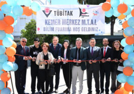 Kemer’de TÜBİTAK 4006 Bilim Fuarı