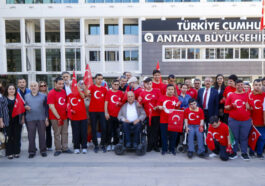 Özel bireyler 1 günlüğüne asker oldu