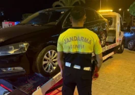 Alanya'da korsan taşımacılık yapan 8 araca ceza yağdı