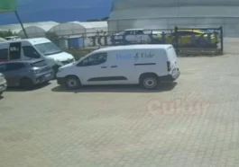 Antalya'da iki Tofaş kafa kafaya çarpıştı: 4 yaralı