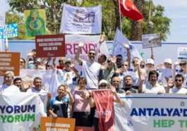 MANAVGAT’TA DENİZ VE KIYILAR İÇİN TEMİZLİK SEFERBERLİĞİ