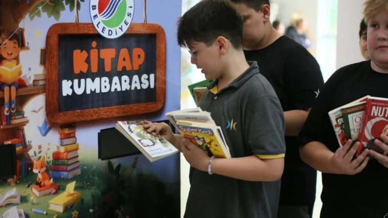 Kepez Belediyesi’nden okullara ‘Kitap Kumbarası’
