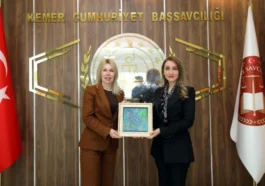 Rektör Özkan Kemer'de ziyaretler gerçekleştirdi