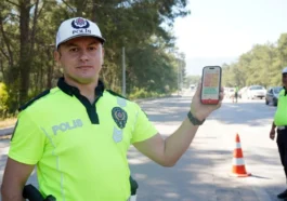 Trafik ekipleri 'Hayat 112 Acil' uygulamasını öğretti